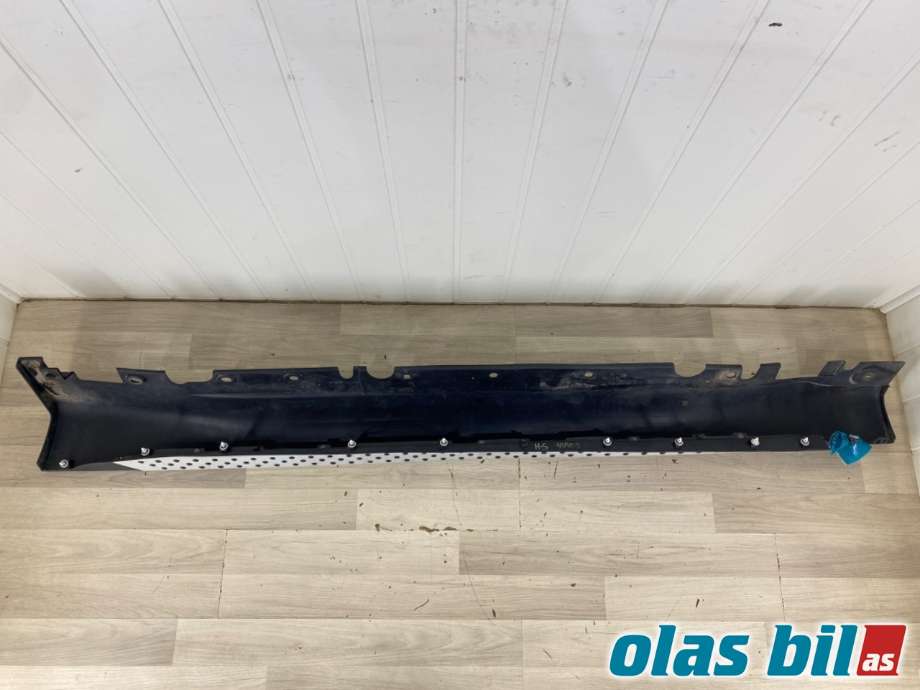 Kanalskjørt høyre til BMW X6 2008-2014 (E71/E72) (E71/E72) (BMW|51 77 7 184 420|)