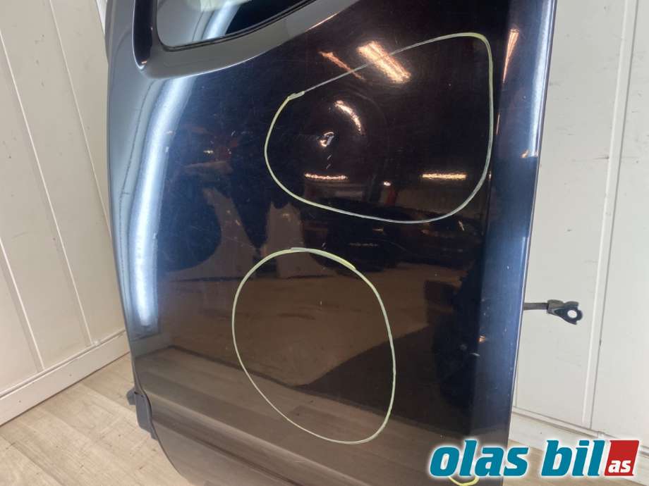 Dør venstre bak til Nissan Navara 2005-2010 (Fase 1) (D40) (D40) (82101EA831|)