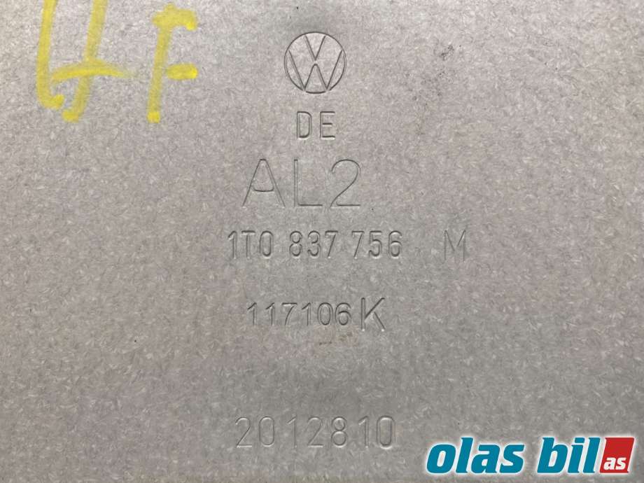 Ruteheis til VW Caddy 2010-2015 (Type III, Fase 2)  (VOLKSWAGEN|2K1 837 730 L||1T0 837 756 M)