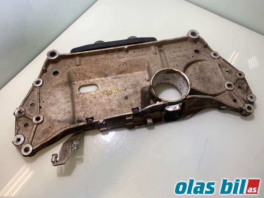 Travers foran hoved til VW Touran, 2007-2010 (Type I, Fase 2)  (VOLKSWAGEN|1K0 199 313 AL)