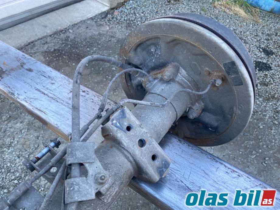 Kardang klokke bak til Ford Ranger / Ranger Raptor 2015-2022  (FORD|5247045|)