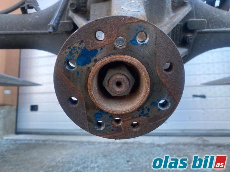 Kardang klokke bak til Ford Ranger / Ranger Raptor 2015-2022  (FORD|5247045|)