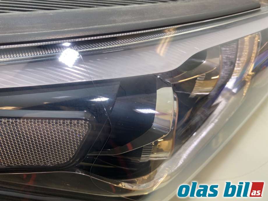 Frontlykt høyre halogen til Hyundai Ioniq Electric 2016-2019 (Fase 1)  (HYUNDAI|92102G 7000WPR|)