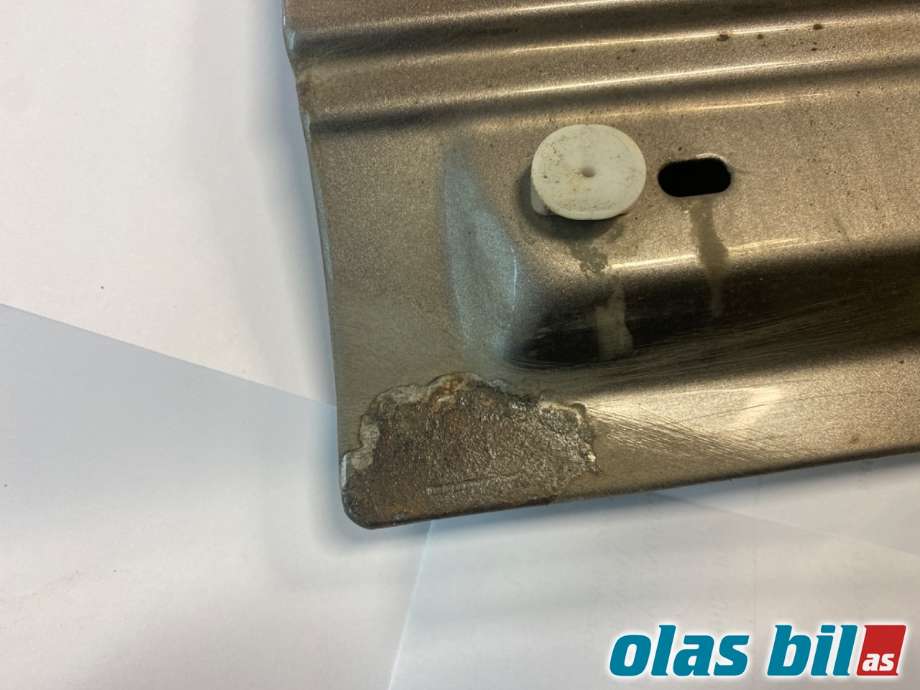 Dør høyre foran til Volvo V70 2007-2013 (Type III, Fase 1) (VOLVO|31335589|)