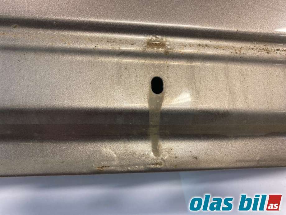 Dør høyre foran til Volvo V70 2007-2013 (Type III, Fase 1) (VOLVO|31335589|)