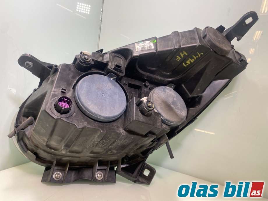Frontlykt høyre halogen til Opel Combo D 2012-2018 (OPEL|95512504|95526867|51909054)
