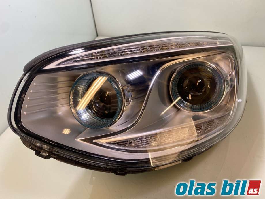 Frontlykt venstre halogen til Kia Soul 2014-2019 (Type II)  (KIA|92101E 40101D|)