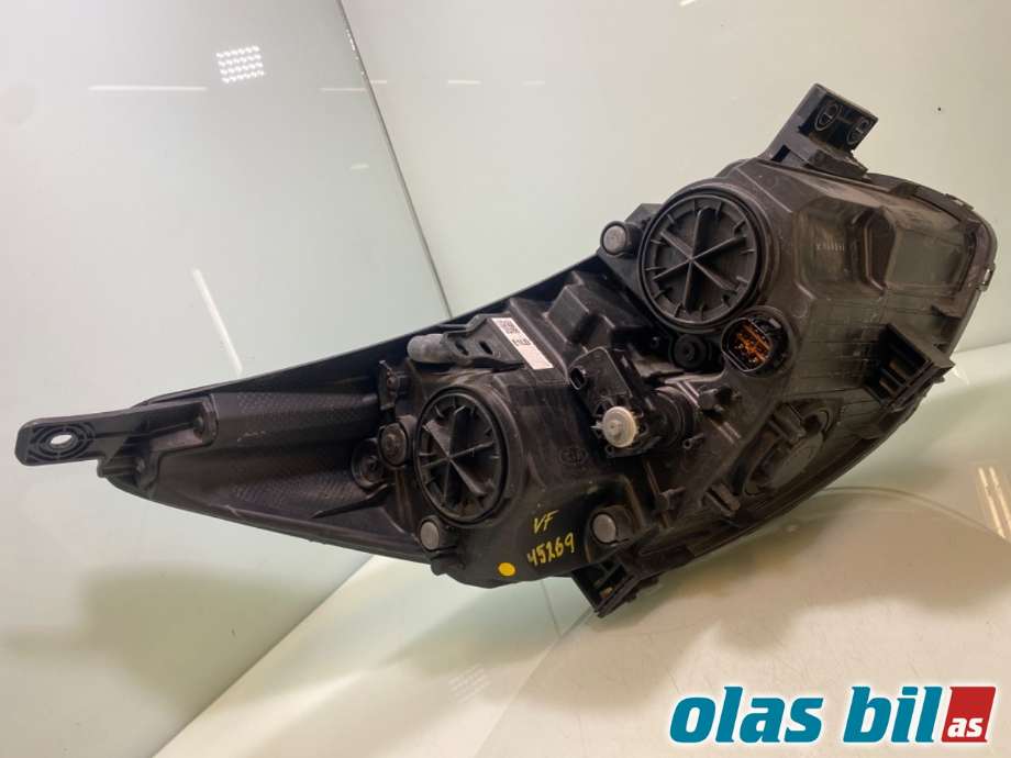 Frontlykt venstre halogen til Kia Soul 2014-2019 (Type II)  (KIA|92101E 40101D|)