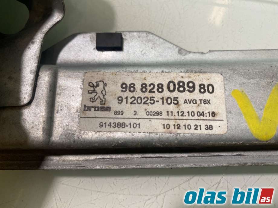 Ruteheis venstre foran til Peugeot 5008 2010-2017 (Type I)  (PEUGEOT|9221 FF||96 828 089 80)