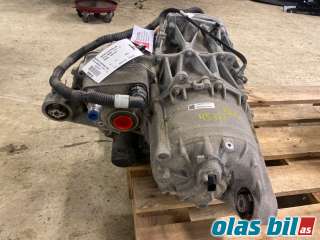 Motor elbil bak til Tesla Model 3,   (TESLA|)