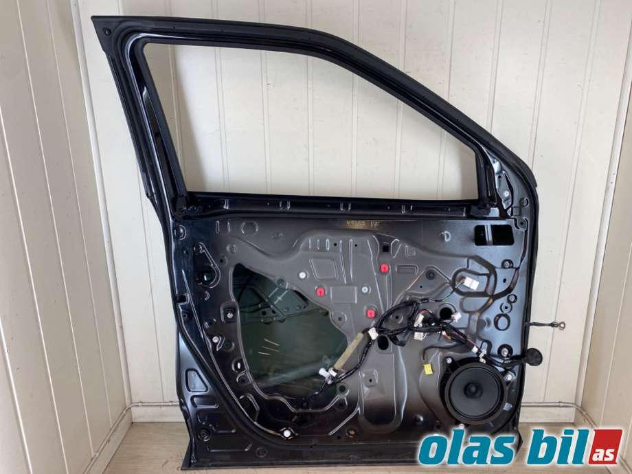 Dør venstre foran til Toyota Yaris Cross (SUV) 2021-->>  (67002K2010|)