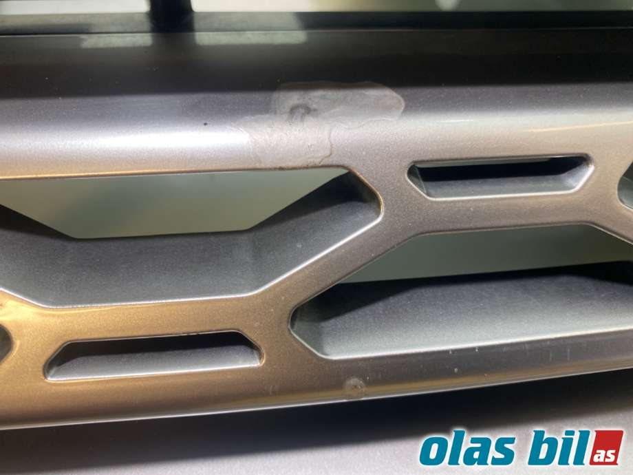 Grill til Land Rover Discovery 2017-->> (Type V)  (LAND-ROVER|LR083008|LR123932|HY32-8200-AB)