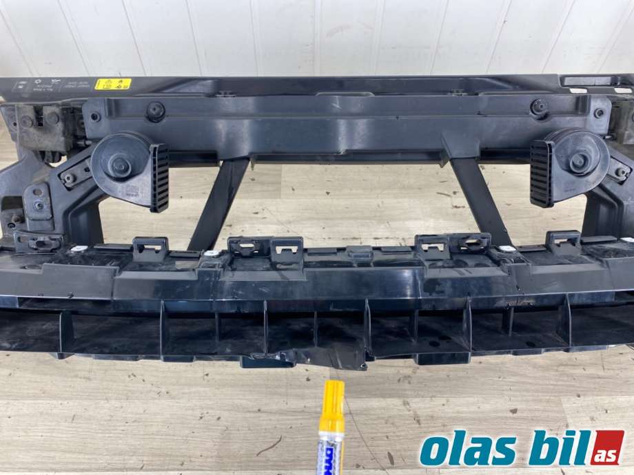 Frontplate til Land Rover Discovery 2017-->> (Type V)  (LAND-ROVER|LR080296|LR107795|)