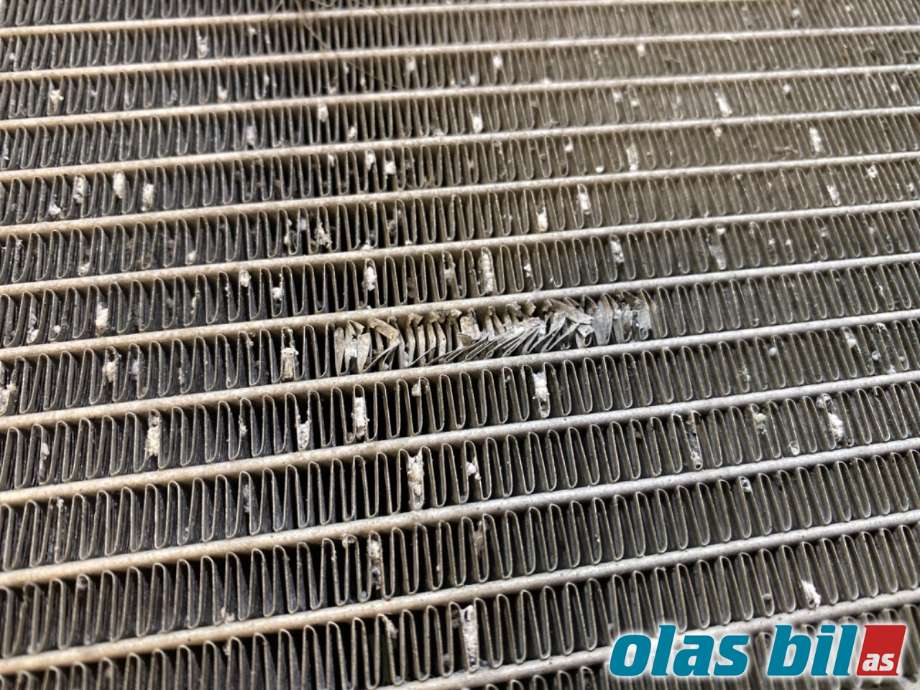 Radiator (automat gir) til Land Rover Discovery 2017-->> (Type V) (LAND-ROVER|LR092782|HPLA8K230AB|HPLA-8K230-AB)