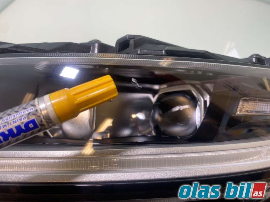 Frontlykt venstre halogen til Kia e-Soul 2019-->> (Type III)  (KIA|92101J2020|)