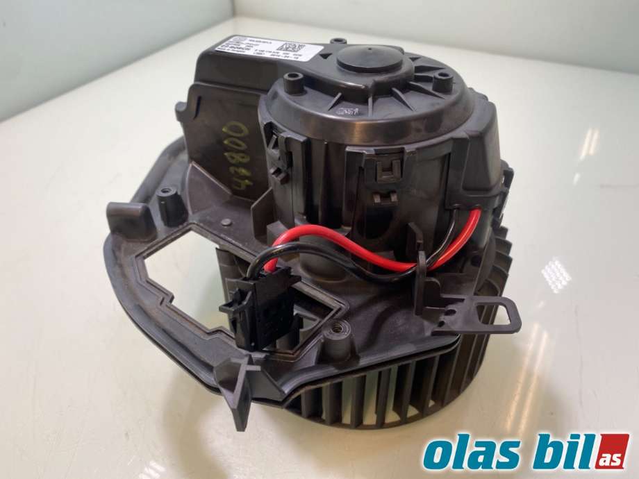 Varmeapparat motor til VW Transporter / Caravelle, 2015-2019 (T6) (T6) (VOLKSWAGEN|7E5 820 021 A)