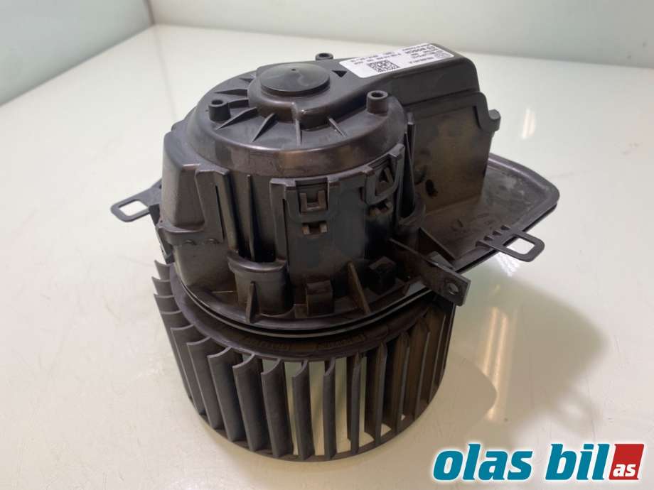 Varmeapparat motor til VW Transporter / Caravelle 2015-2019 (T6) (T6) (VOLKSWAGEN|7E5 820 021 A|7E5 820 021 B)