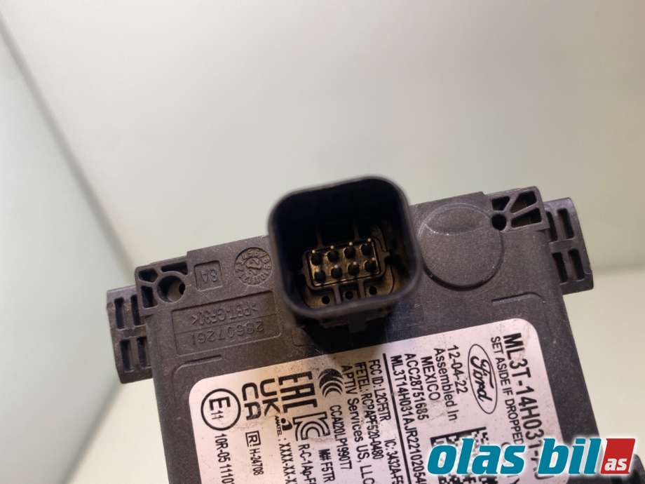 Sensor radar til Ford Mustang Mach-e 2020-->>  (FORD (US)|2657693|ML3T-14H031-AK|ML3T-14H031-AJ)
