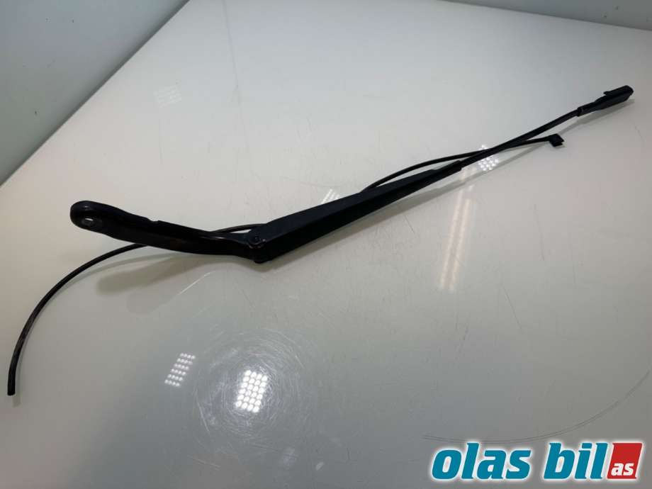 Viskerarmer frontrute til Mercedes Sprinter, 2013-2018 (Fase 2) (906) (906) (MERCEDES|A 001 820 59 44)