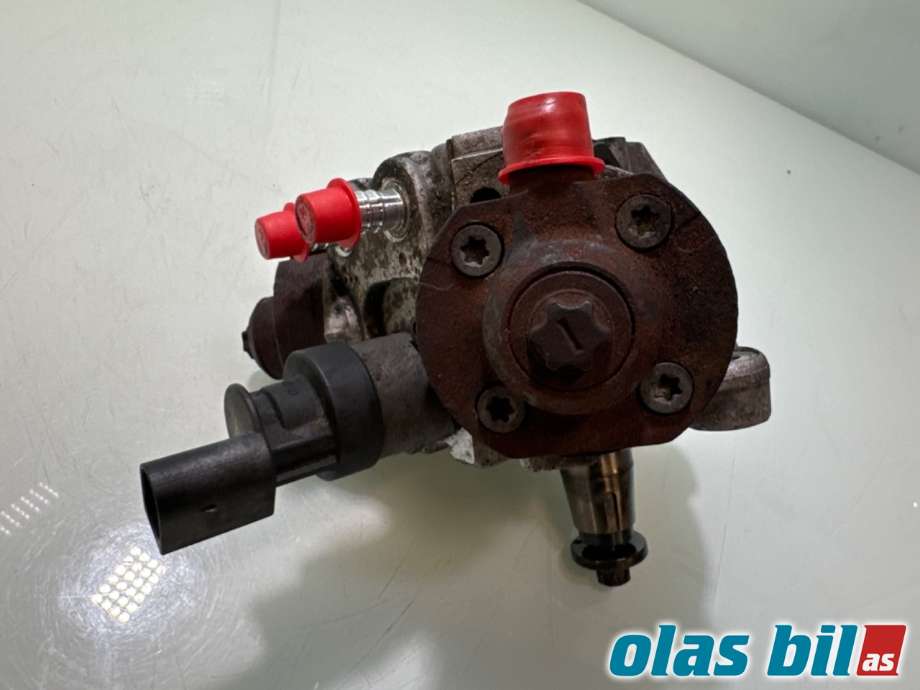 Styreenhet drivstoffpumpe til BMW X6 2008-2014 (E71/E72) (E71/E72) (BMW|13 51 8 577 654||0 445 010 617)