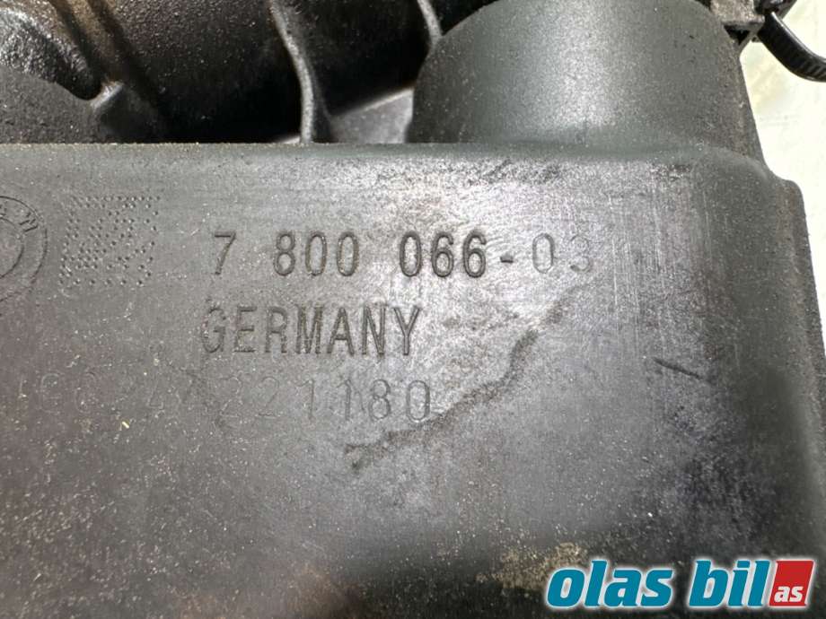 Diverse deler til BMW X6 2008-2014 (E71/E72) (E71/E72) (BMW|11 42 7 800 066||7 808 437)