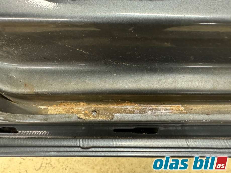 Dør høyre bak til Mercedes E-Klasse 2006-2009 (Fase 2) (W211) (W211) (MERCEDES|A 211 730 04 05|)