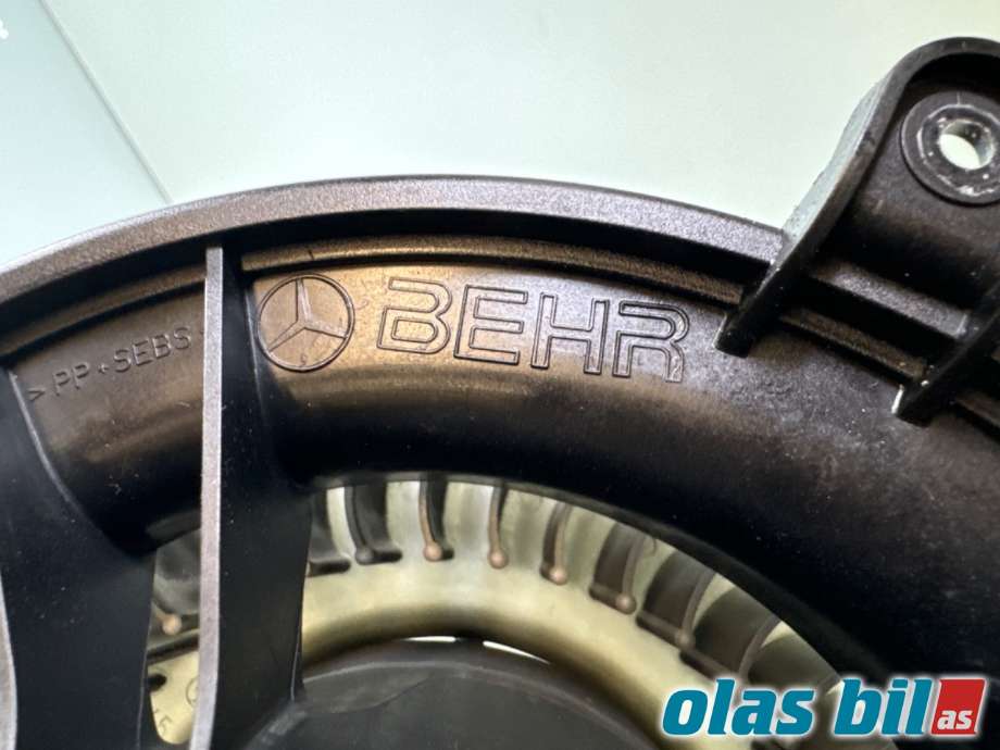 Varmeapparat motor til Mercedes E-Klasse 2006-2009 (Fase 2) (W211) (W211) (MERCEDES|A 211 830 04 08|)