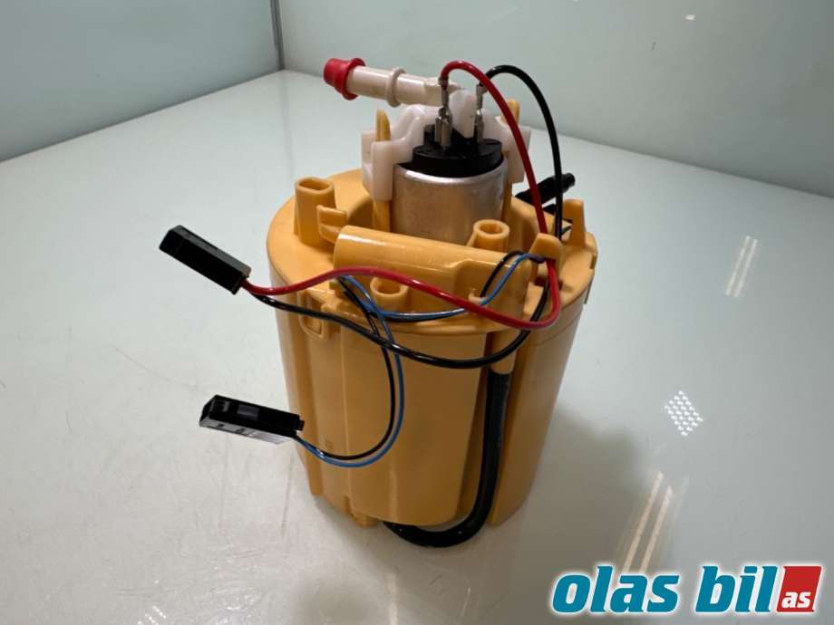 Dieselpumpe fødepumpe til Mercedes E-Klasse 2009-2013 (Fase 1) (W212) (W212) (MERCEDES|A 212 470 04 94|)