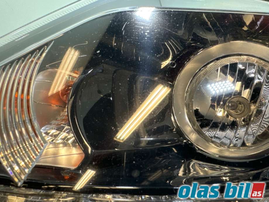 Frontlykt venstre xenon til Kia Sportage 2010-2016 (Type III) (KIA||92 101 3U290)