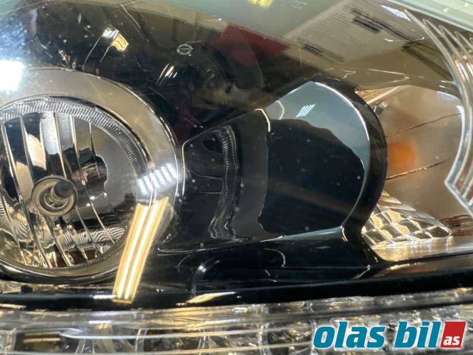 Frontlykt høyre xenon til Kia Sportage 2010-2016 (Type III)  (KIA||92 102 3U290)