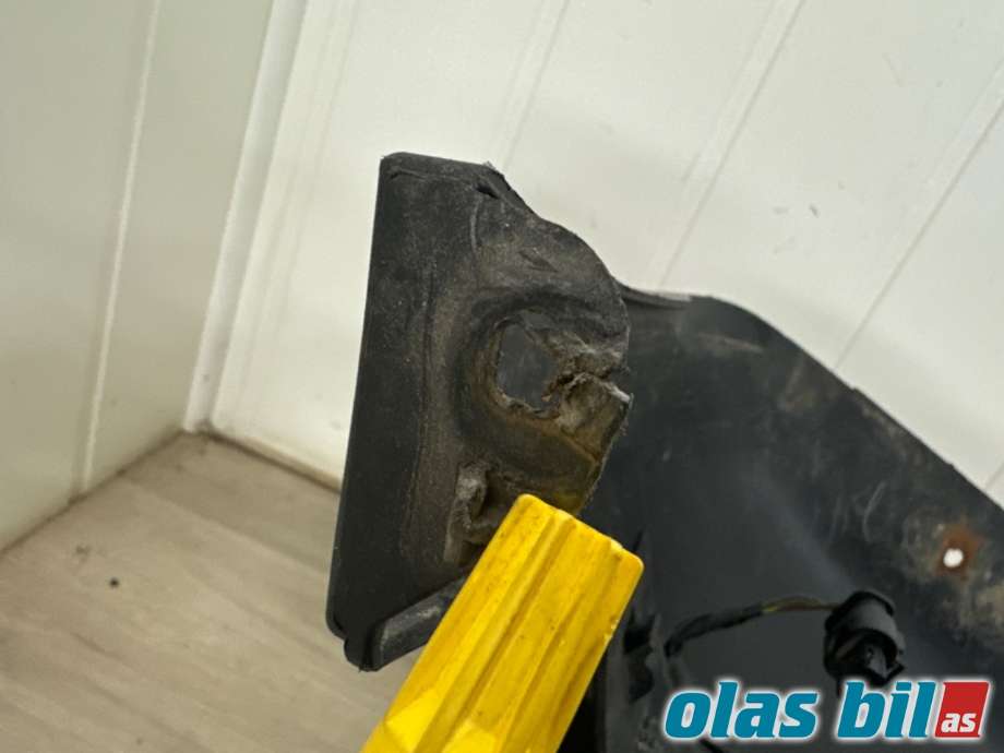 Støtfanger foran til BMW X5 2007-2013 (E70) (E70) (BMW|51 11 7 172 402|)