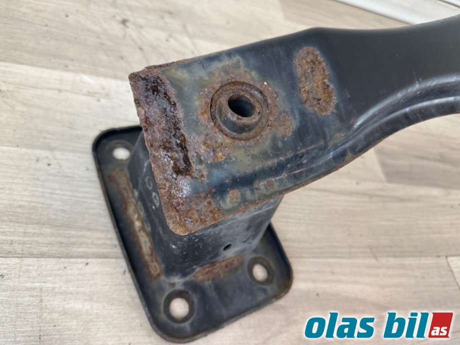 Støtfangerforsterkning bak til BMW X5 2007-2013 (E70) (E70) (BMW|51 12 7 158 449|)