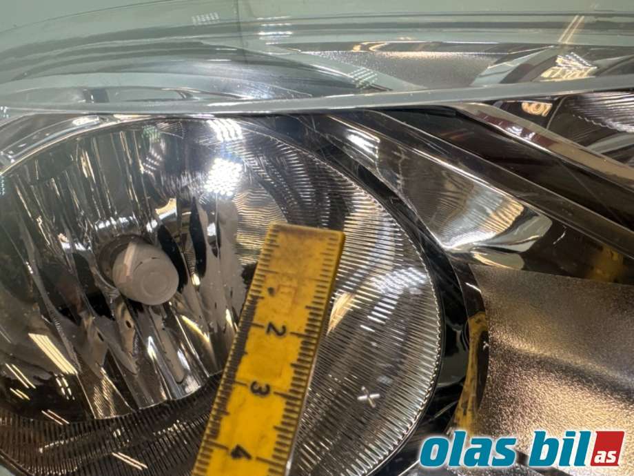 Frontlykt høyre halogen til Citroën DS3 2010-2019 (CITROEN|6206 Y0|16 069 314 80|96 770 338 80-00)