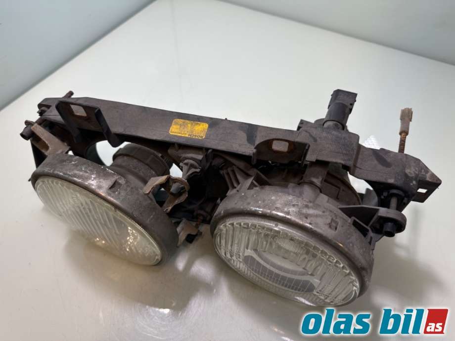 Frontlykt venstre halogen til BMW 5-Serie 1988-1996 (E34) (E34) (BMW|63 12 1 391 597|)