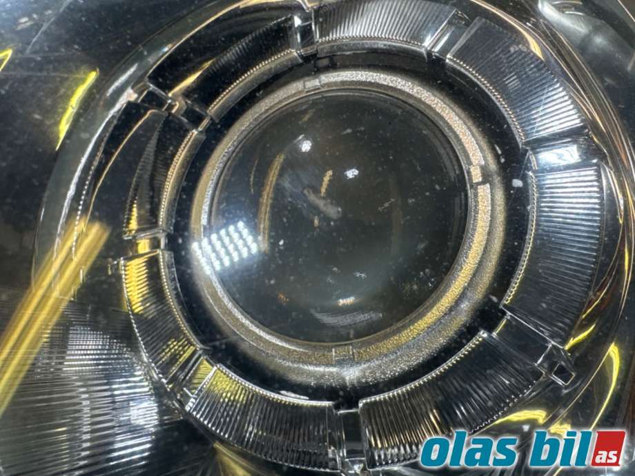 Frontlykt venstre xenon til Land Rover Discovery 2005-2009 (Type III)  (LAND-ROVER|XBC500092|5H2213W030RA)