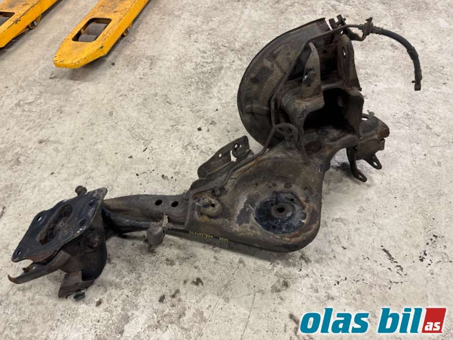 Bærebru høyre bak til Nissan Qashqai 2014-2021 (Type II) (NISSAN|555014EG0A|)
