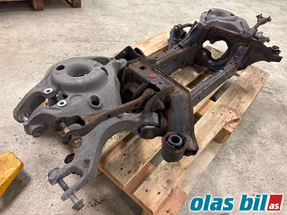 Travers bak til Ford Galaxy 2015-2022 (Type IV) (FORD|2458604|)