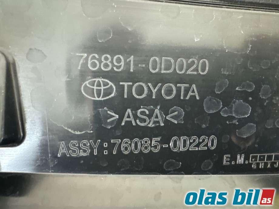 Spoiler bakluke til Toyota Yaris Cross (SUV) 2021-->>  (|76891-0D020)