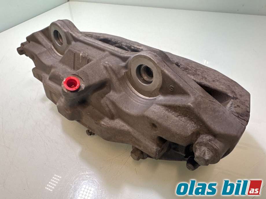 Bremsecaliper høyre foran til Mercedes C-Klasse 2014-2018 (Fase 1) (W205) (W205) (MERCEDES|A 011 421 98 98|)