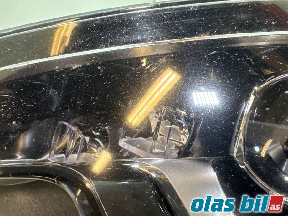Frontlykt venstre halogen til Peugeot 308 2013-2021 (Type II)  (PEUGEOT|96 778 324 80||96 778 324 80-00)