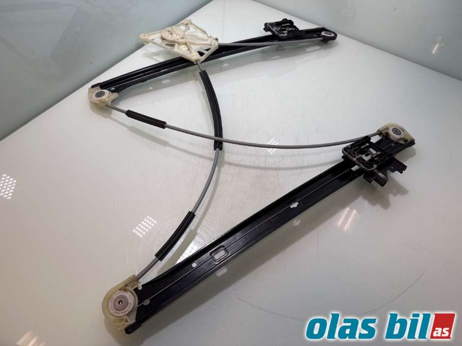 Ruteheis til Audi Q7 2015-->> (Type II)  (AUDI|4M0 837 462 A|)