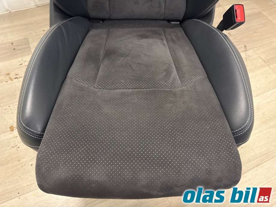 Sete foran høyre til Audi Q7 2015-->> (Type II) (AUDI|4M0 881 106 AT|)