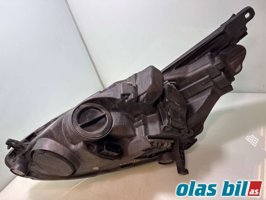 Frontlykt høyre halogen til Ford C-Max 2010-2015 (Type II, Fase 1) (FORD|1801884||AM51 13D 154 AE)